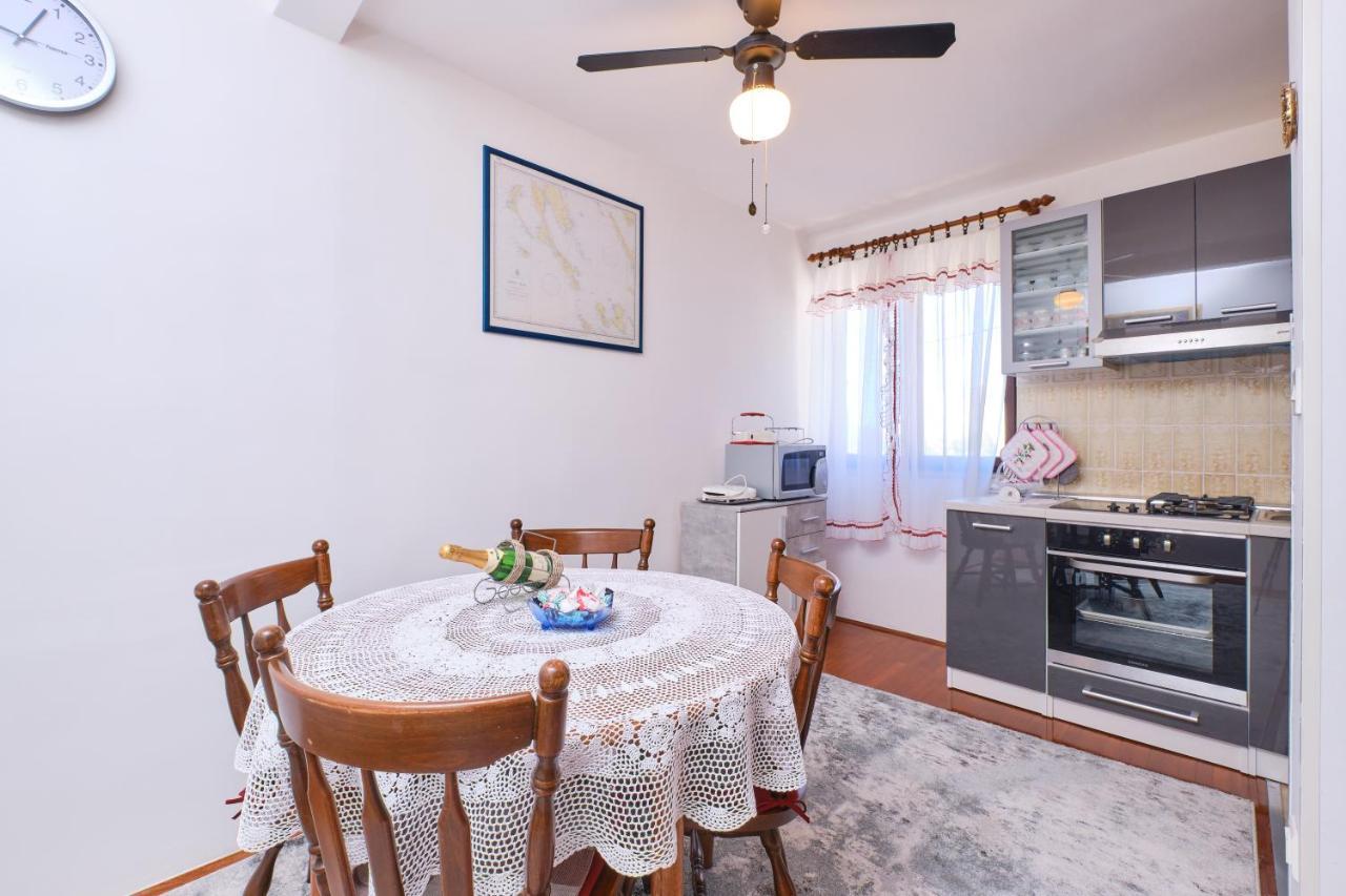 Apartman Ana Mali Lošinj Exteriér fotografie